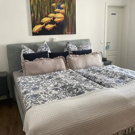 Traumzeit 아파트 베른카슈텔쿠에스